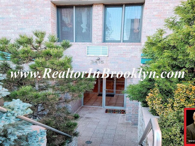 Building Photo - 3415 Guider Ave