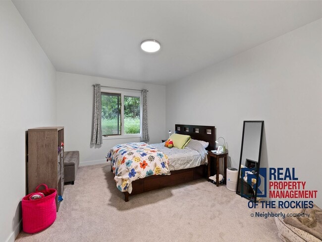 Building Photo - 3 Bed 3 Bath Updated Townhouse in Fort Collins!