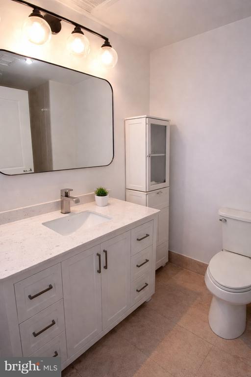 Building Photo - 111 S 15th St