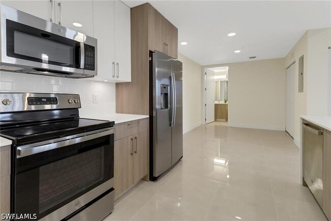 Building Photo - 26600 Rosewood Pointe Dr