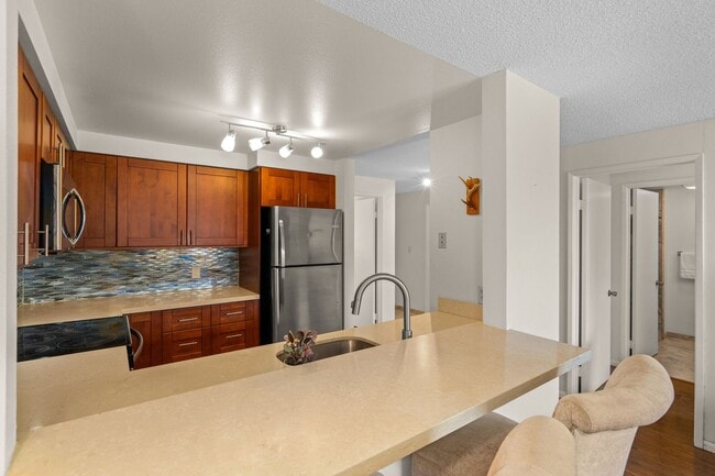 Building Photo - Furnished Condo at Kihei Shores, 2 Bed / 2...