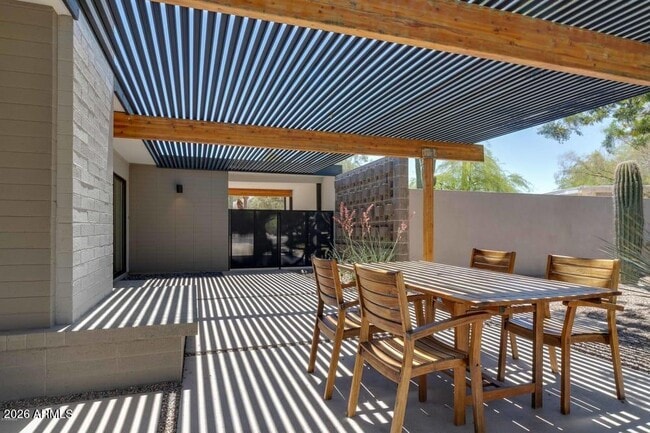 Building Photo - 3538 E Gold Dust Ave