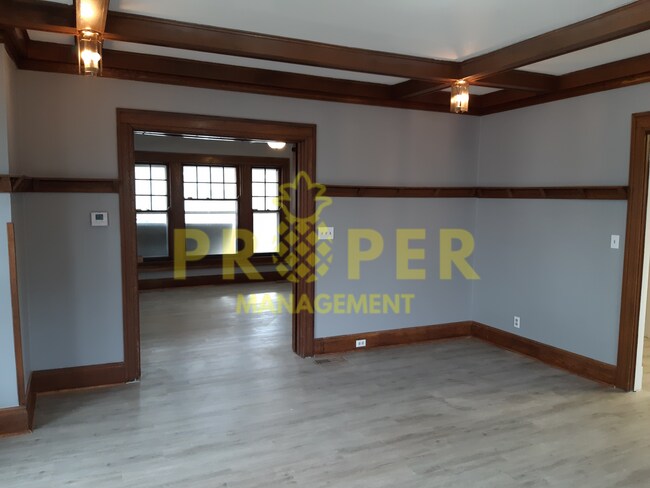 Building Photo - Amazing 4 bedrooms 1.5 bathroom house for ...