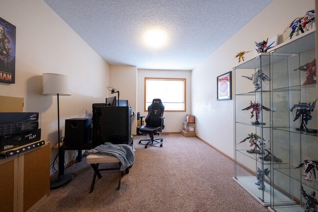 Building Photo - 17540 Gillette Way