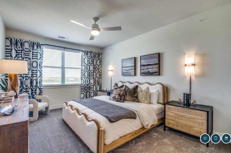 Building Photo - 2200 E State Hwy 121