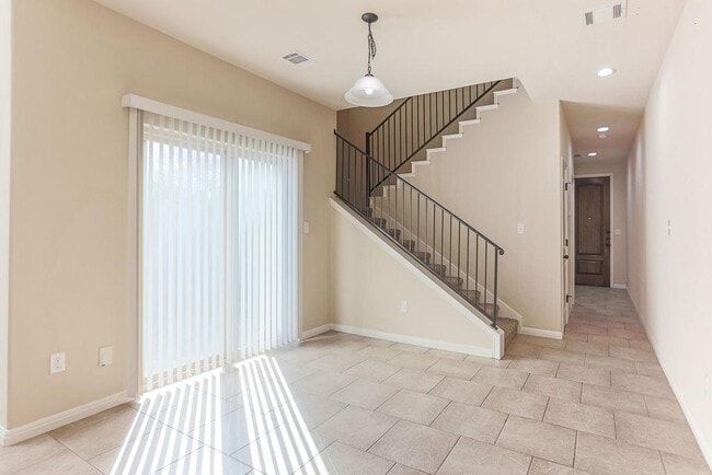 Building Photo - 1202 Morrow St