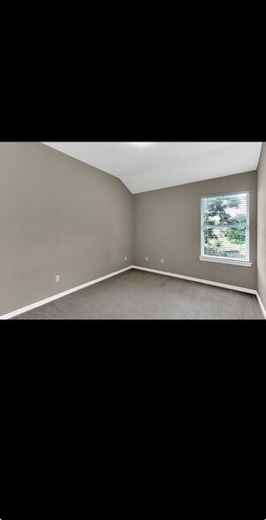 Building Photo - 163 Binnacle Ct