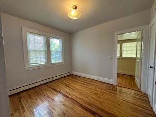 Building Photo - 410 Pell Ave