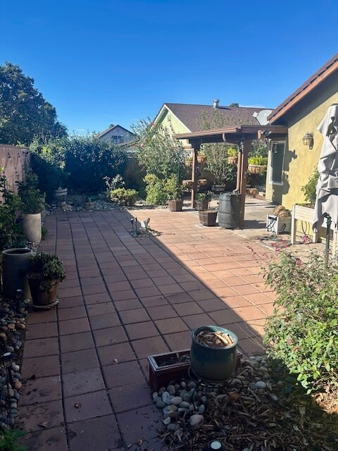 Building Photo - 1886 Cloud Ct