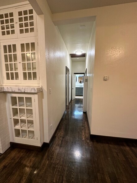 Building Photo - 639 16th St