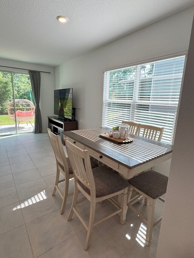 Building Photo - 3 BR/  2.5 BA  Townhome - ANNIES WALK