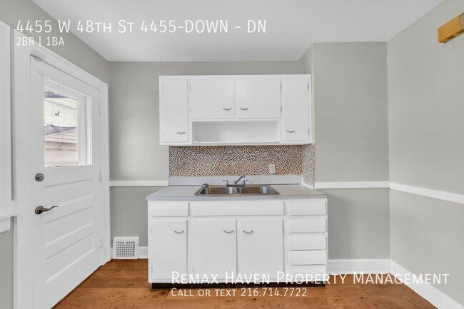 Building Photo - 4455 W 48th St