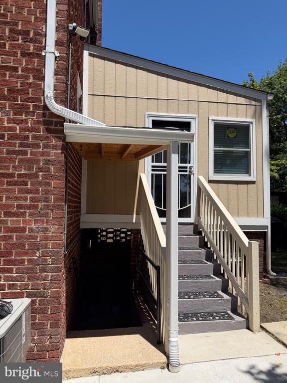 Building Photo - 8315 Navahoe Dr
