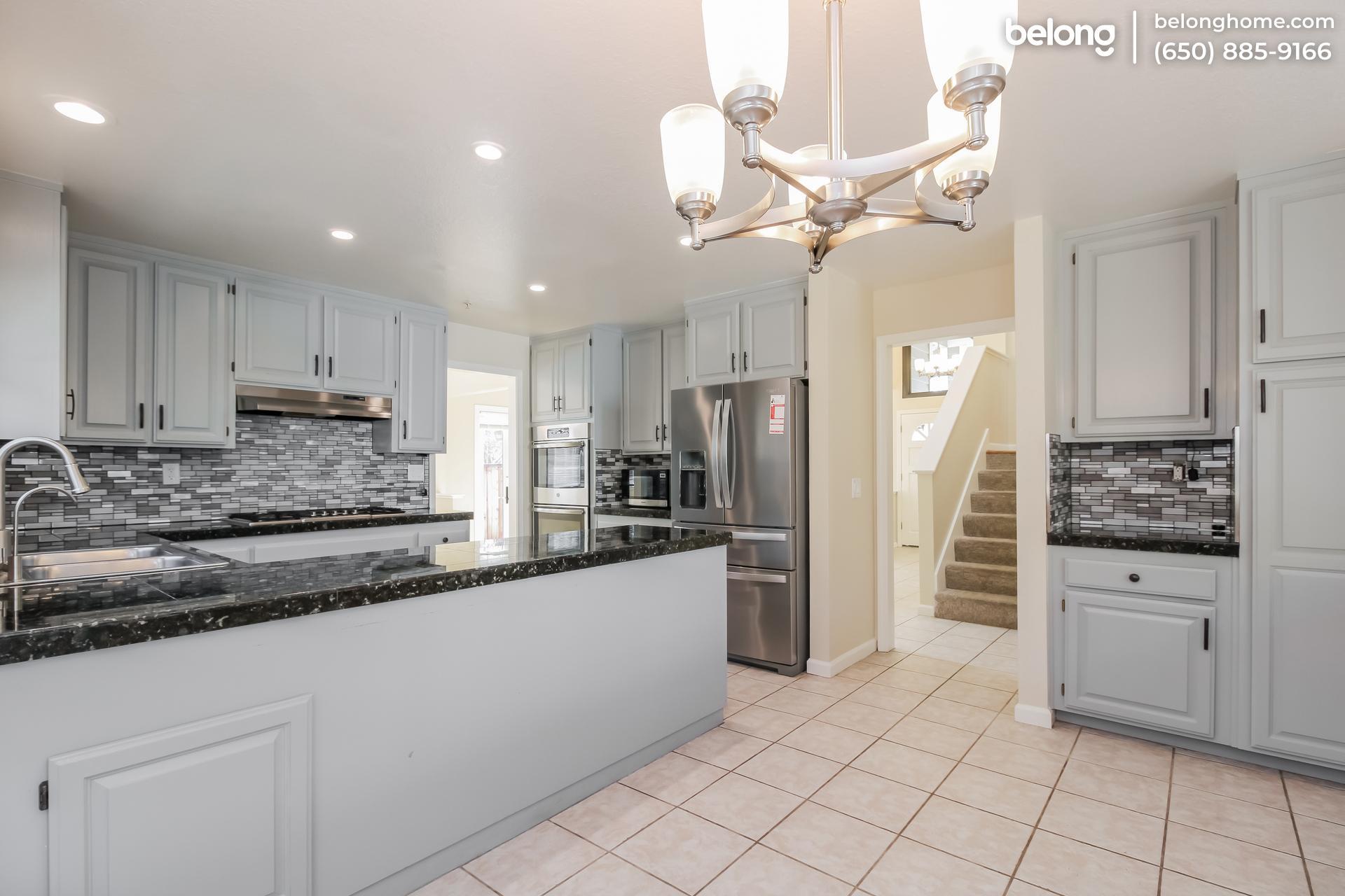 Building Photo - 412 Wood Hollow Dr