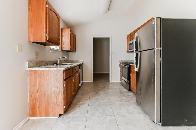 Building Photo - 4398 French Market Cir E