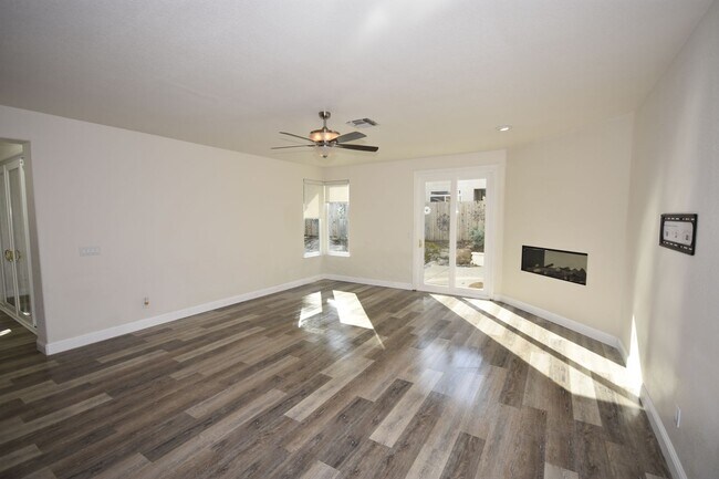 Building Photo - 428 Rockport Cir