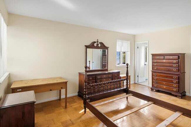 Building Photo - 5019 Green Mountain Cir