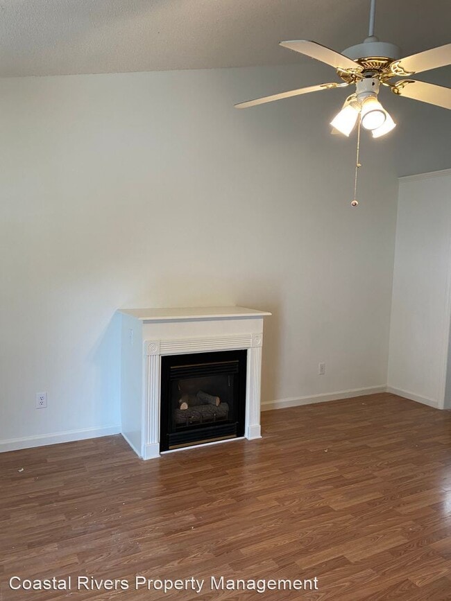 Building Photo - 2 br, 2 bath House - 1918 Arlington Park Dr.