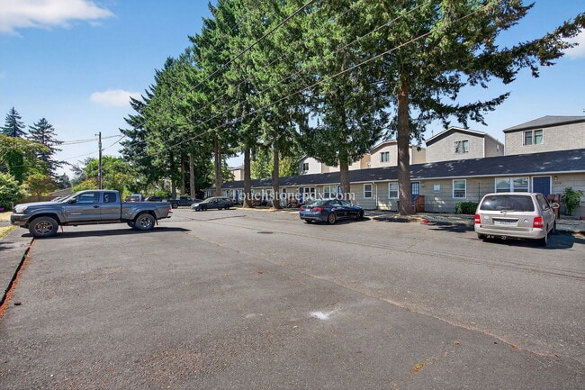 Building Photo - 7349 SE Evergreen St