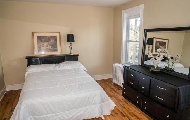 Building Photo - 512 E Fulton St