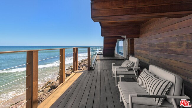 Building Photo - 26706 Latigo Shore Dr