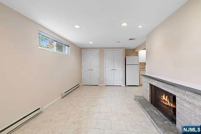 Building Photo - 24 Irving Ave