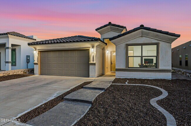 Building Photo - 13808 Paseo Sereno Dr