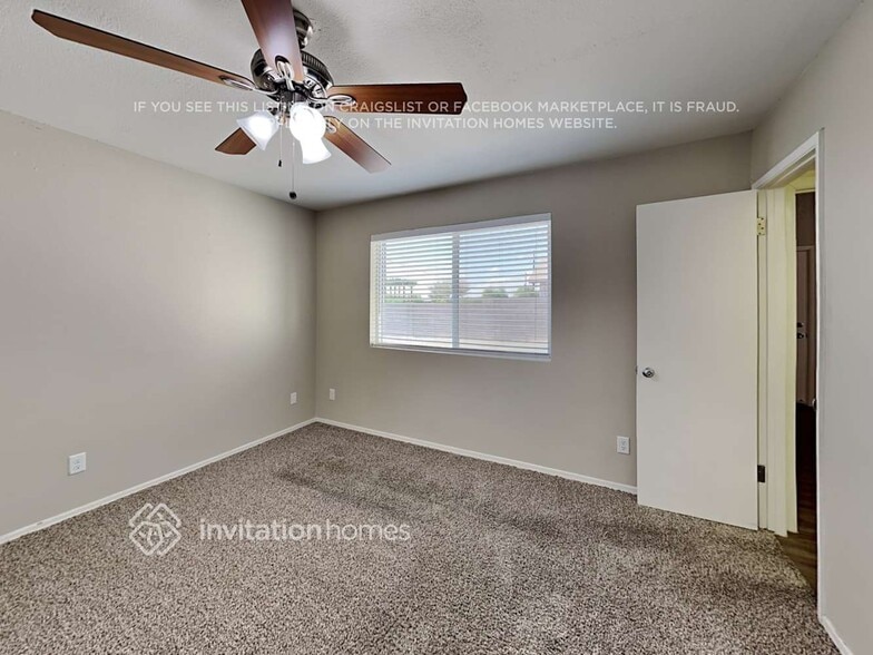 Building Photo - 4408 N 90th Dr