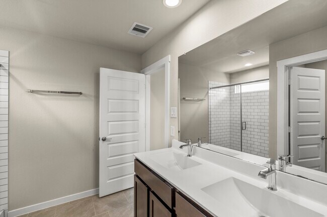 Building Photo - 3915 Sparkman Ln