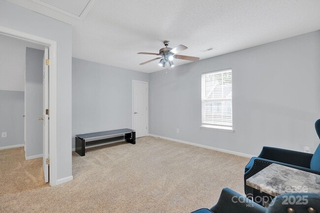 Building Photo - 8041 Christmas Ct