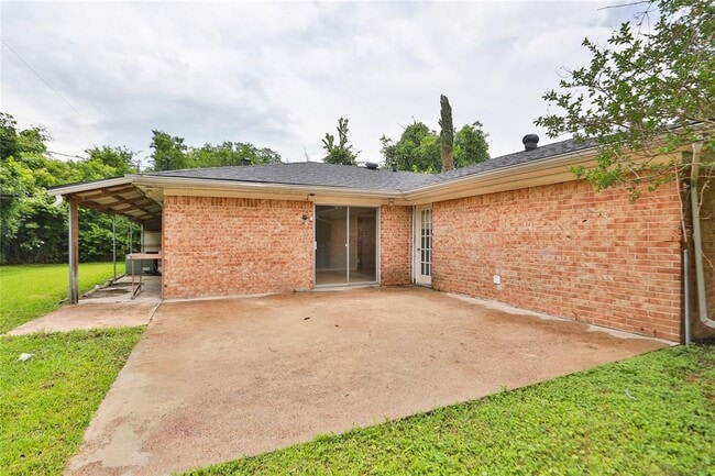 Building Photo - 134 Memory Ln