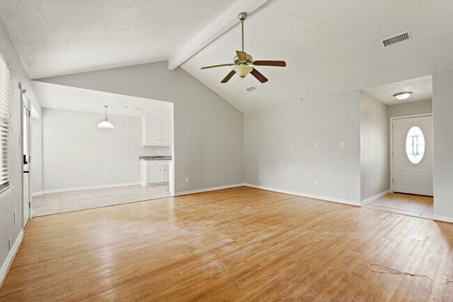 Building Photo - 5834 Fallengate Dr