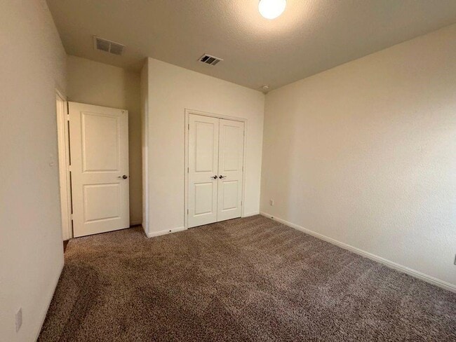 Building Photo - 1425 Morning View Rd