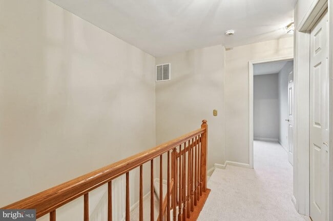 Building Photo - 45590 Whitcomb Square