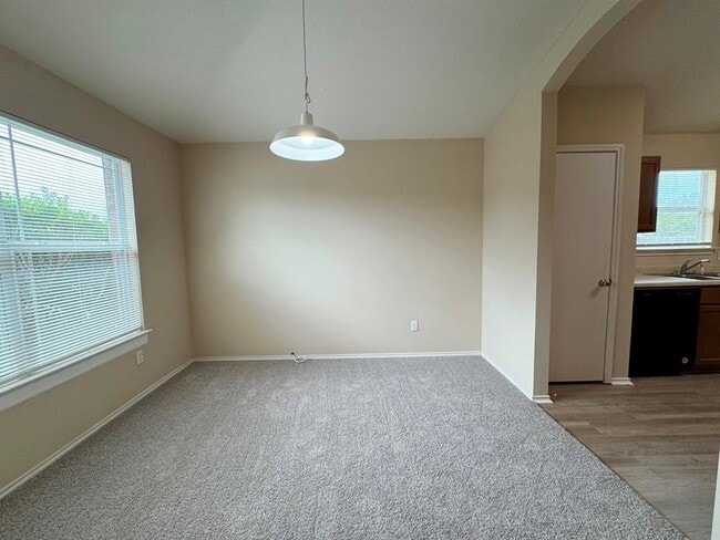 Building Photo - 209 Katy B Ln