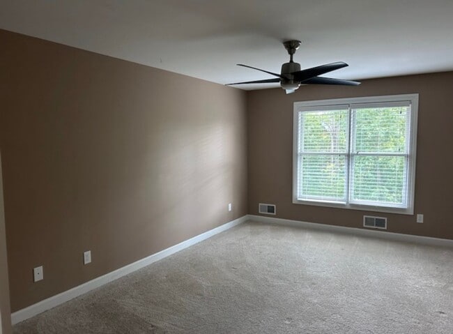 Building Photo - 1313 Provident Creek Ct