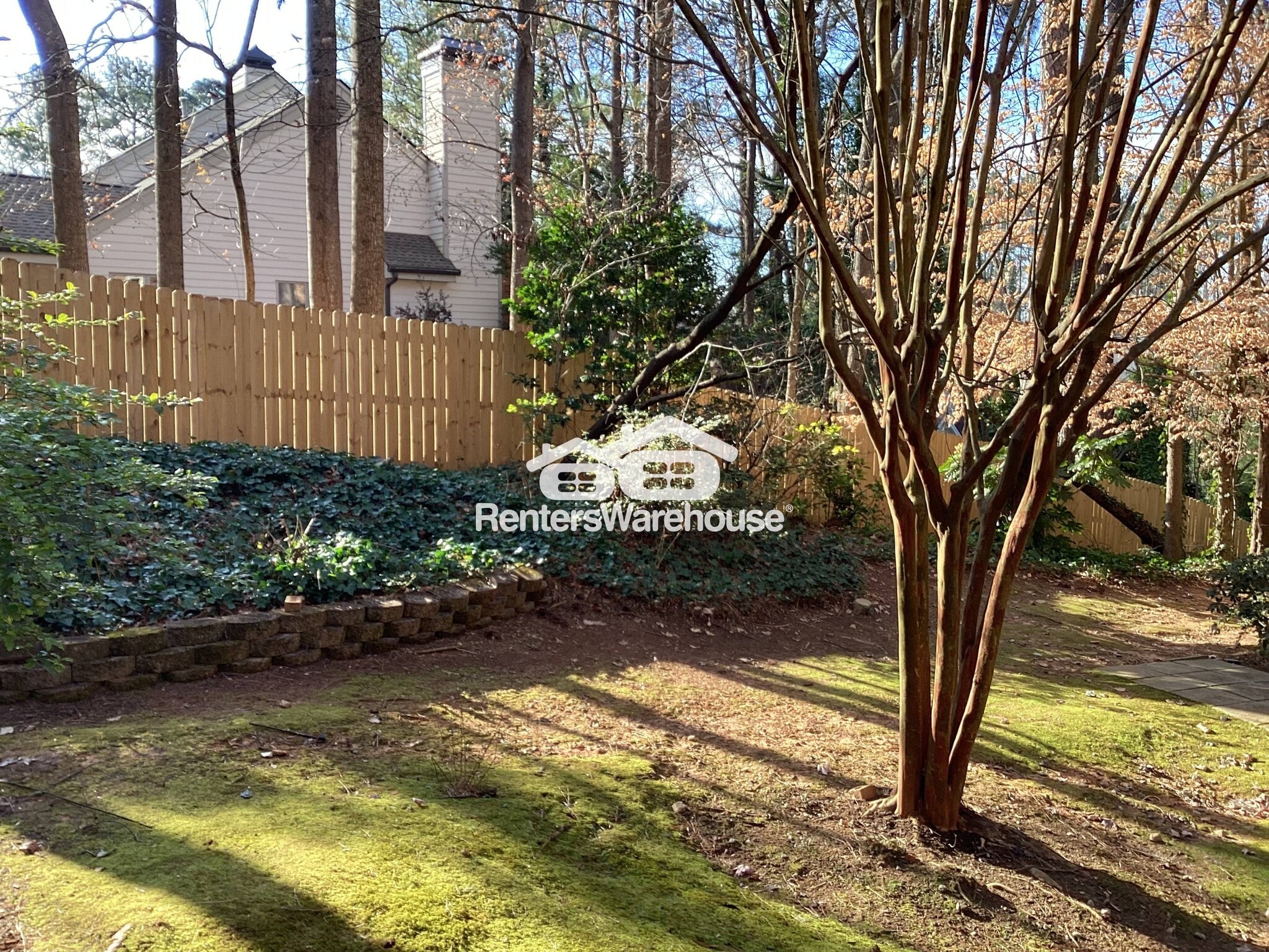 Building Photo - 7257 Village Crk