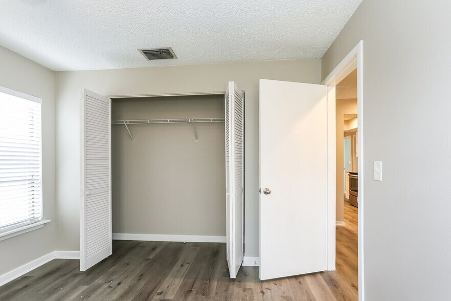 Building Photo - 40 Wicklow Cir