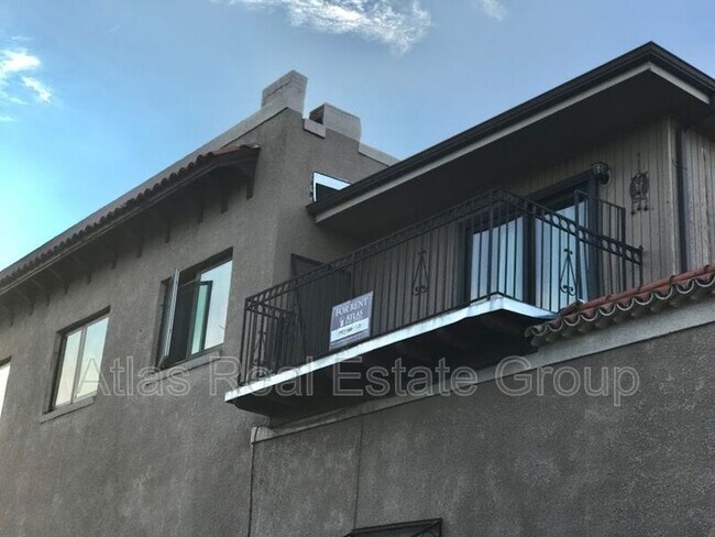 Building Photo - 1535 W 34th Ave