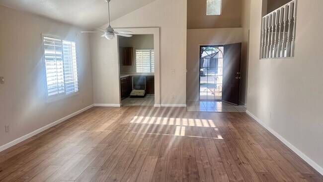 Building Photo - 3495 W Browning Ave