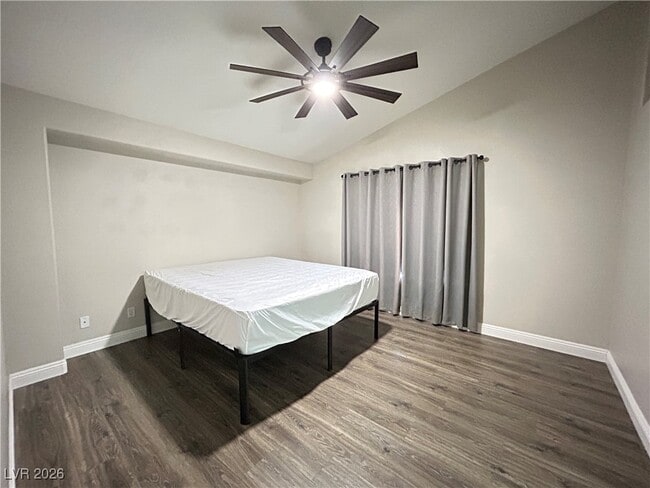 Building Photo - 9070 Trombone Ln