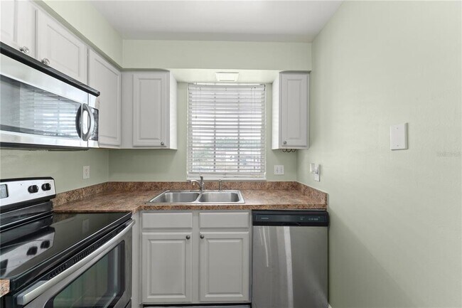 Building Photo - 1250 S Denning Dr