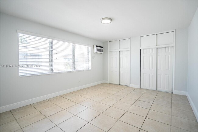 Building Photo - 7931 East Dr
