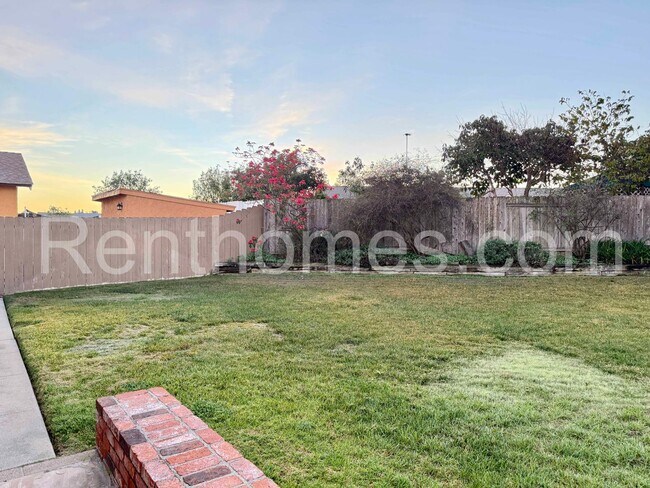 Building Photo - 8181 Elston Pl