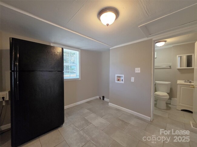 Building Photo - 815 Margate Ave