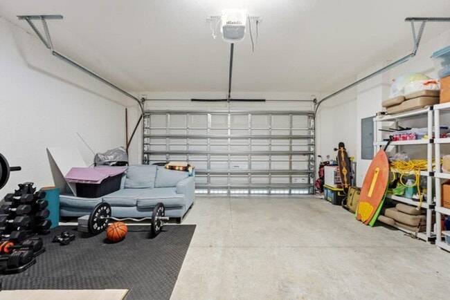 Building Photo - 4767 Longwood Lake Sq