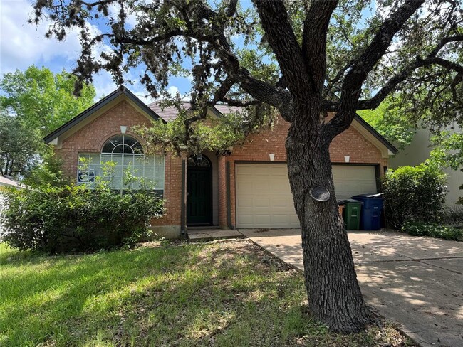 Building Photo - 709 Shade Tree Dr