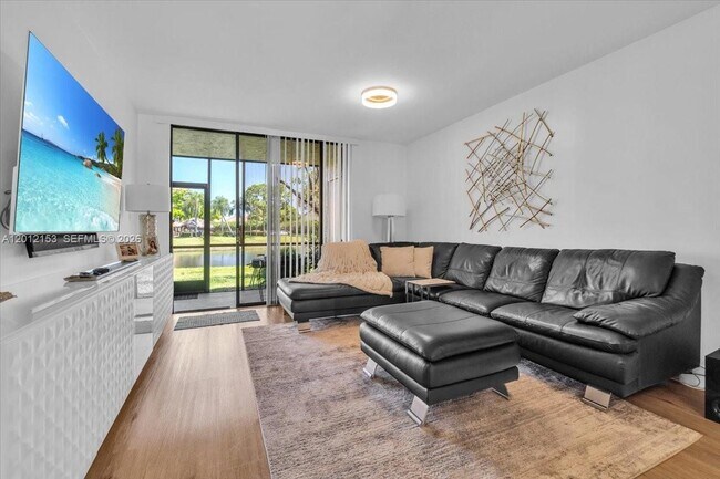 Building Photo - 1234 S Military Trail