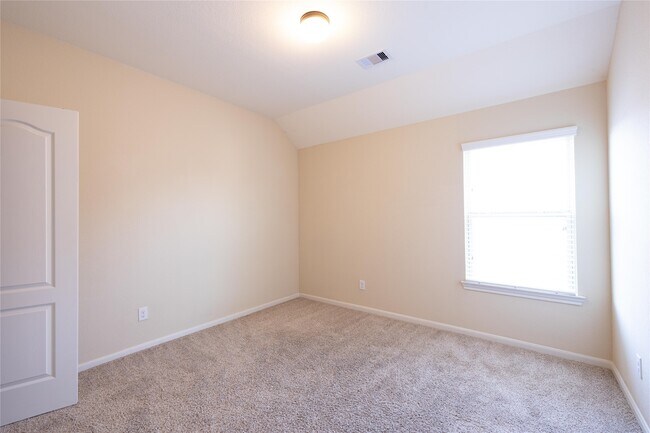 Building Photo - 24939 Blue Mountain Park Ln