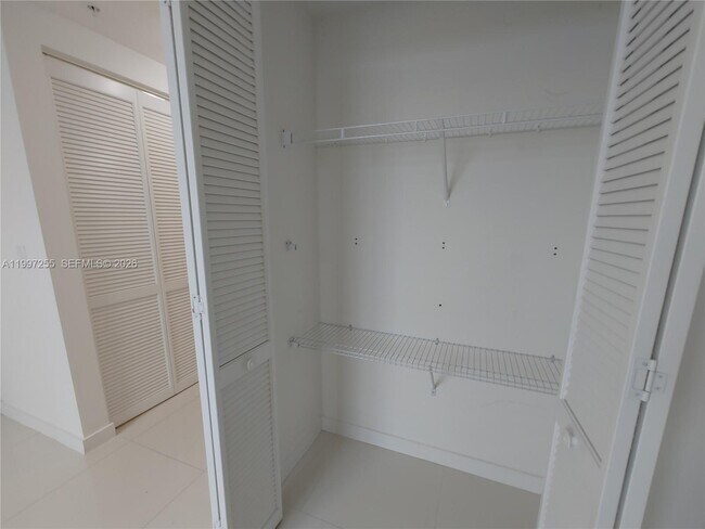 Building Photo - 7661 NW 107th Ave